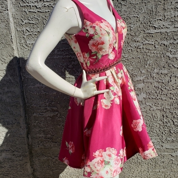 Sherri Hill 32321 Floral Print Short Dress - Picture 7 of 14